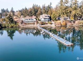 2710 Yacht Haven Way, Bremerton, WA