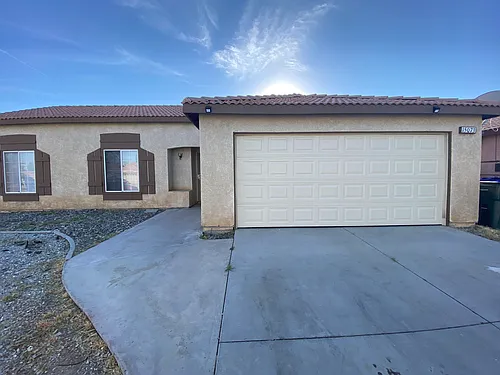 15073 Stafford Ave Photo 1