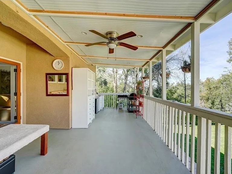 1377 Knoll Rd #B — Photo 15