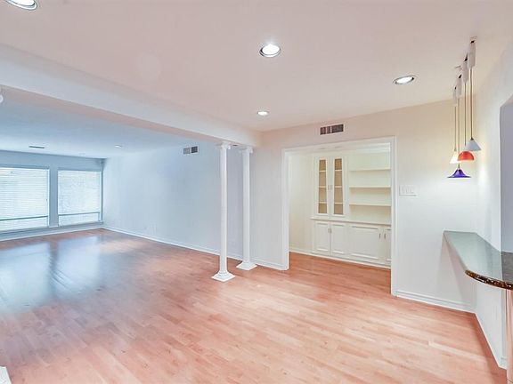 2nd image of 6349 Diamond Head Cir #6349C