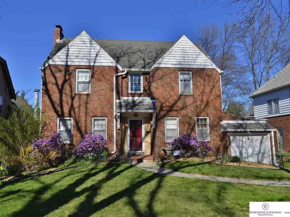 664 N 59th St, Omaha, NE 68132