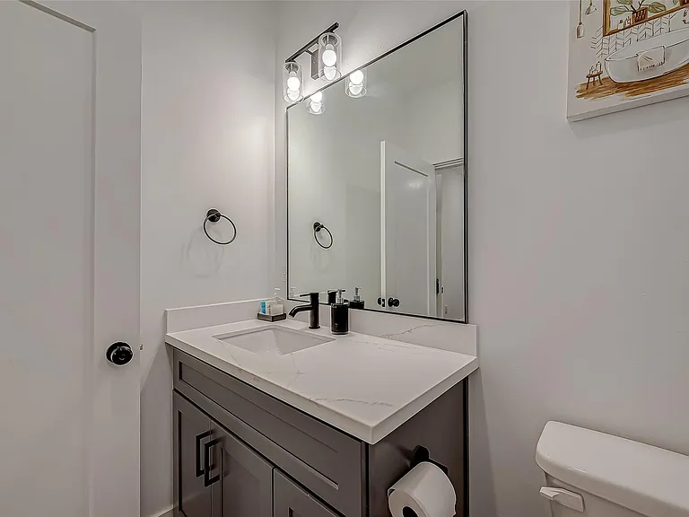 2726 Anita St — Photo 18