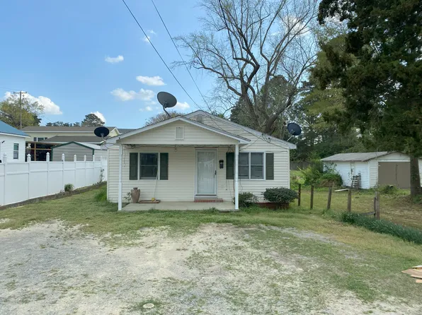 109 E I St, Erwin, NC 28339
