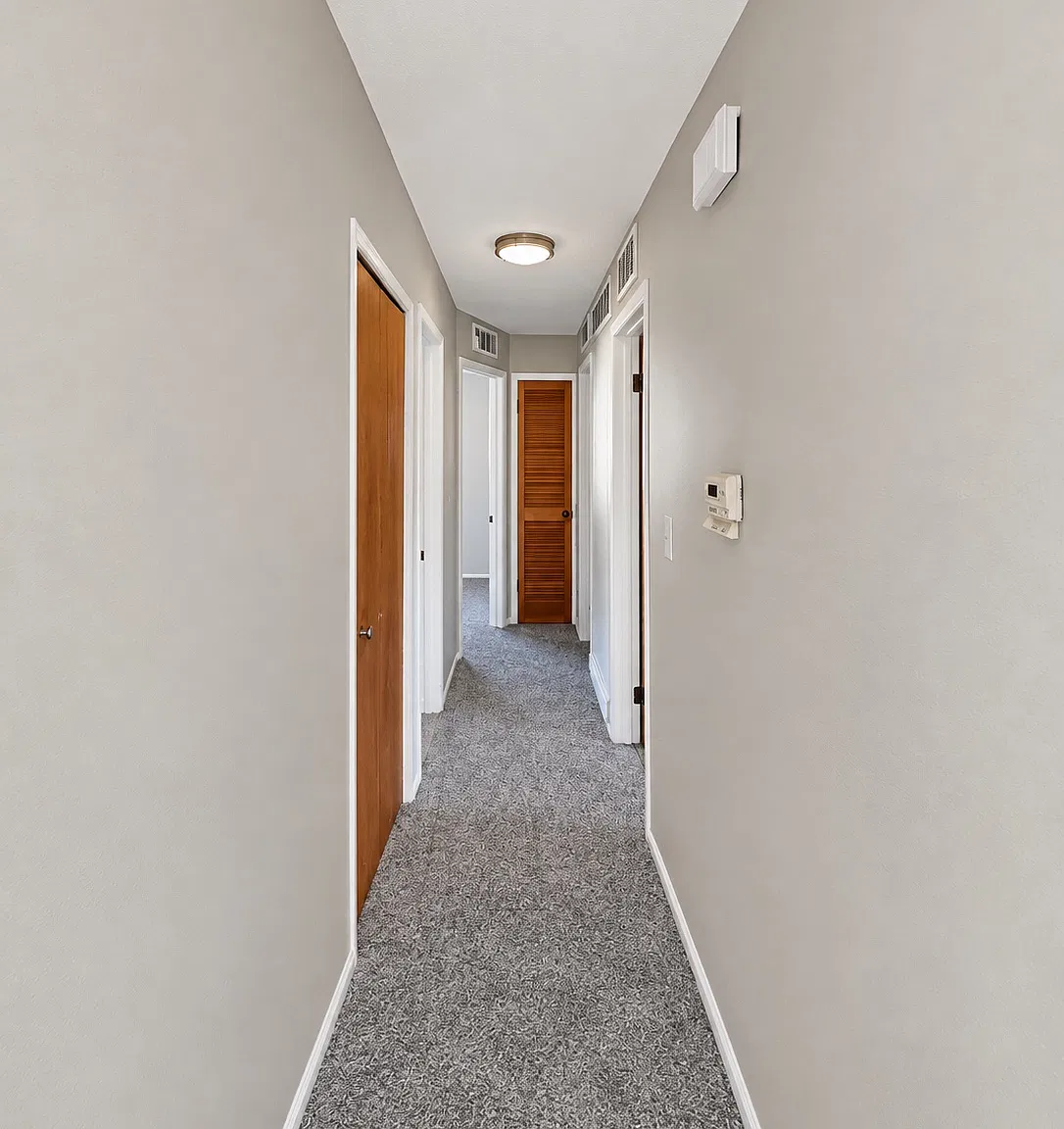 3 bed, 1000 sqft, $1,675 — Photo 4