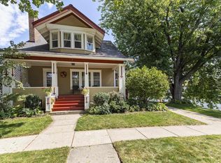 102 Clarence St, Fort Atkinson, WI 53538