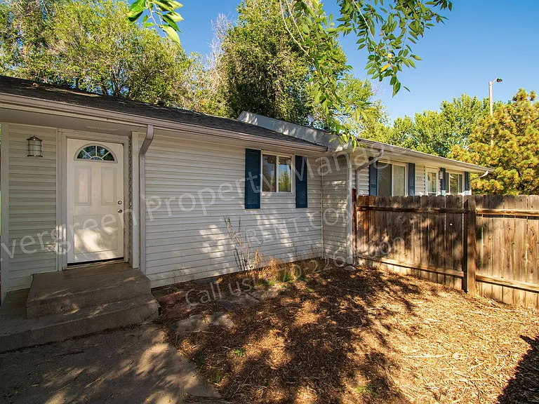 121 Buckingham St — Photo 26