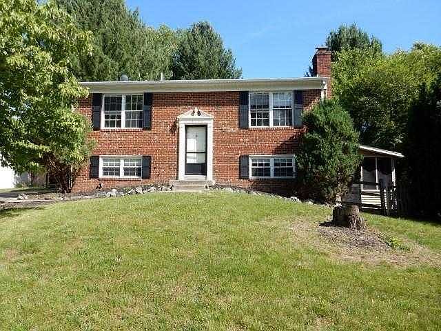 A131ZNM FRONT EXTERIOR