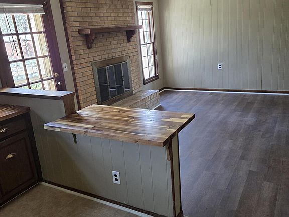 4th image of 802 Eagle Road