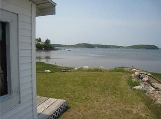 958 Popham Rd, Phippsburg, ME 04562