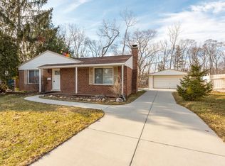 19 Revere Ct, Ann Arbor, MI 48104