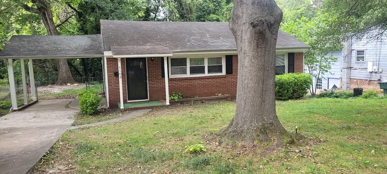 2 bed, 936 sqft, $1,176 — Photo 2