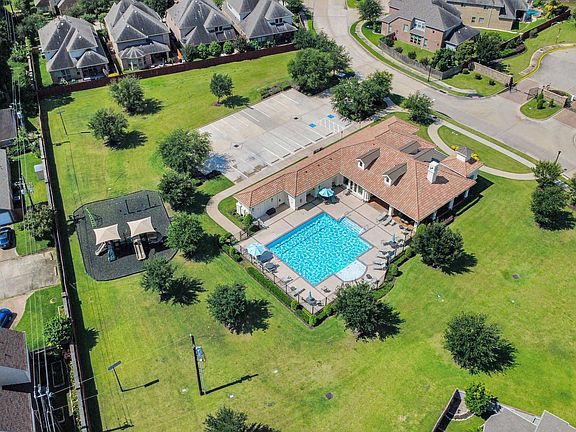 4th image of 13105 Wornington Ct