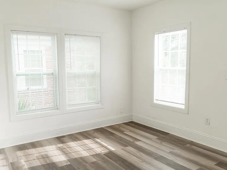 511 N Monroe St — Photo 7