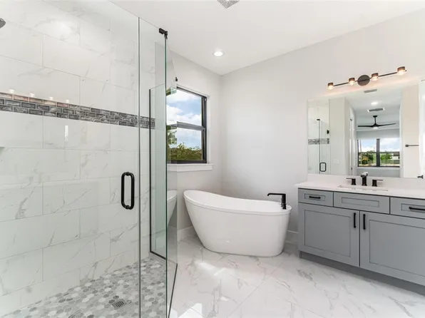 4106 17th St SW, Lehigh Acres, FL 33976