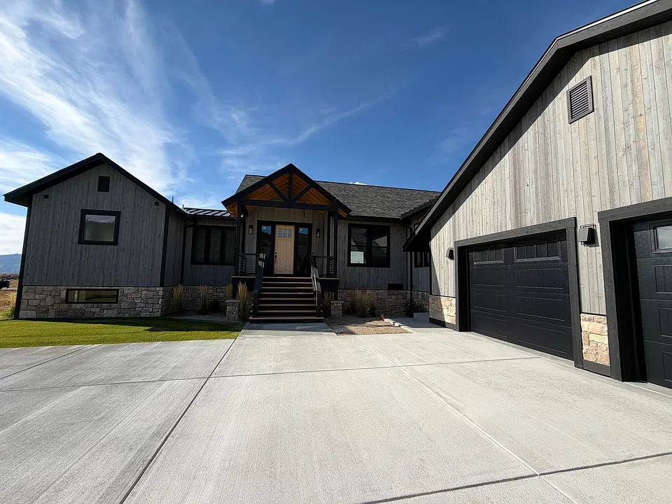 623 Royal Elk Cir