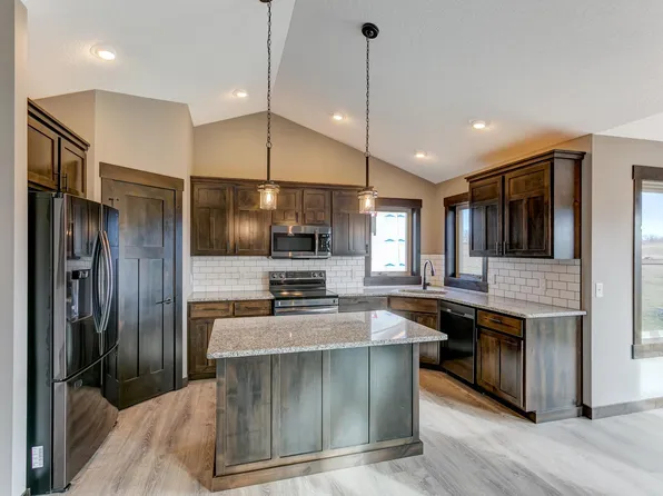 1892 Otter, New Richmond, WI 54017