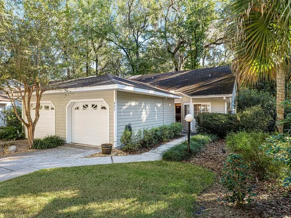 927 SW 51st Way, Gainesville, FL 32607