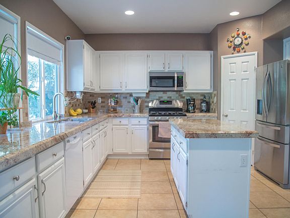 2nd image of 3021 E Avenue K2
