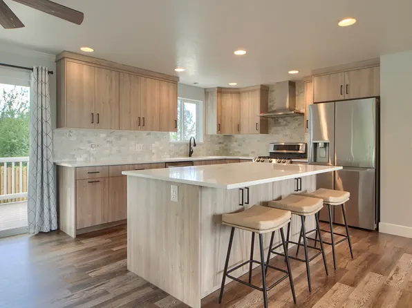 154 E 650 S, Farmington, UT 84025