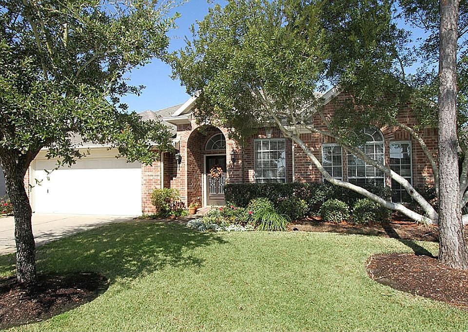 1st image of 3535 Pemberton Dr