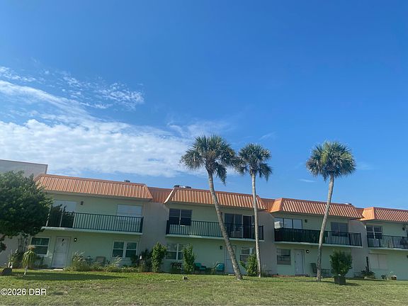 2nd image of 10 Lynnhurst Dr APT 208