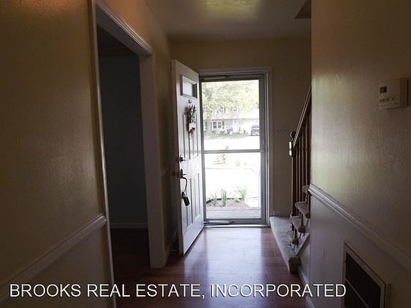 5th image of 139 Merle Dr