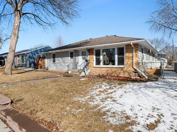 616 2nd Ave NE, Osseo, MN 55369