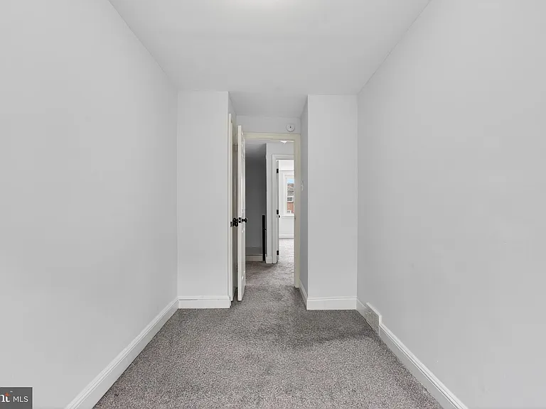 125 W 21st St — Photo 11