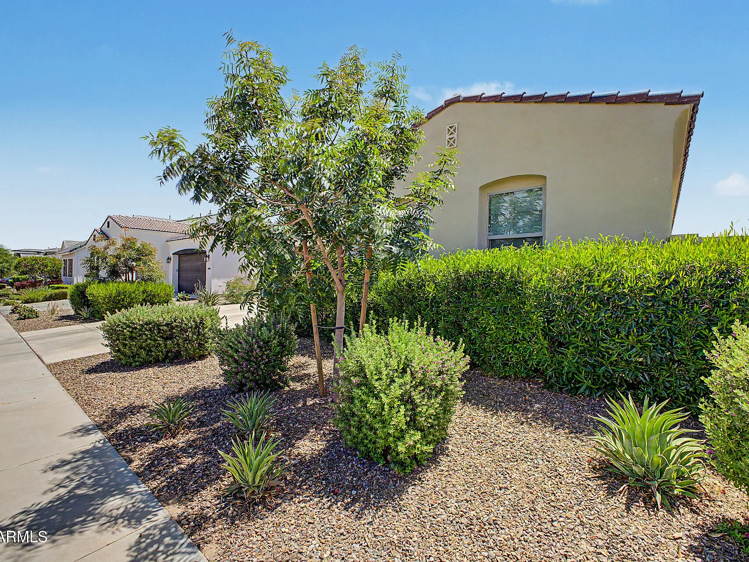 3 bed, 2.5 bath, 2134 sqft, $3,500 — Photo 4