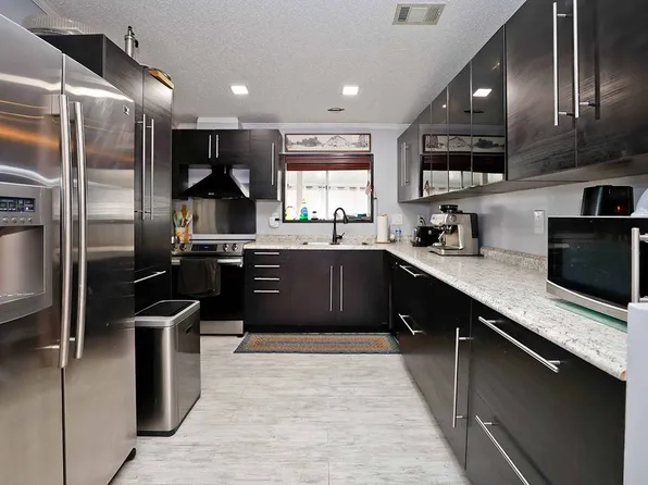 11346 SW 12th Mnr #9/11, Fort Lauderdale, FL 33325