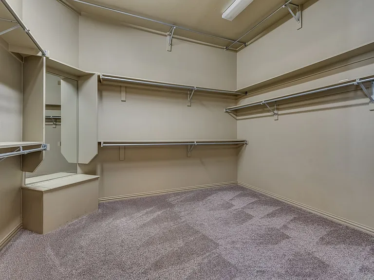 2207 Kings Pass — Photo 7