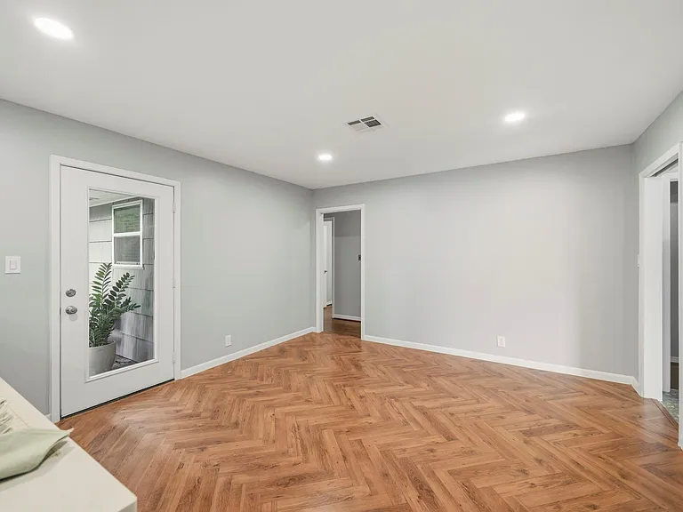 4614 Hummingbird St — Photo 21