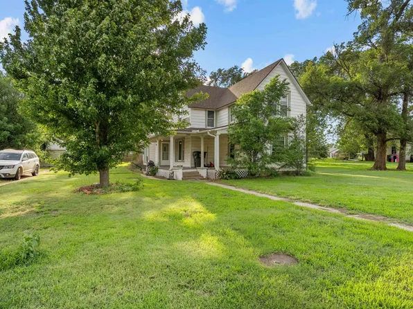504 N Main St, Haviland, KS 67059