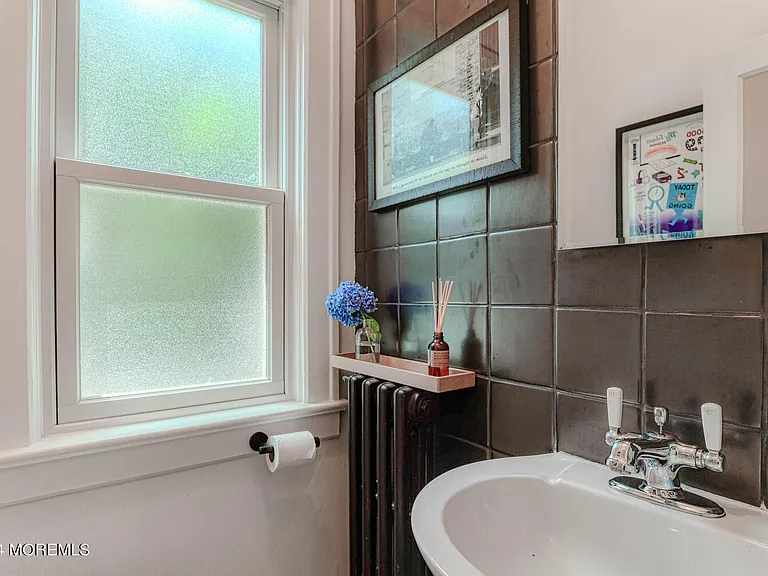 1503 Emory St — Photo 24