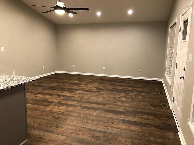 207 Rogers Ave — Photo 18