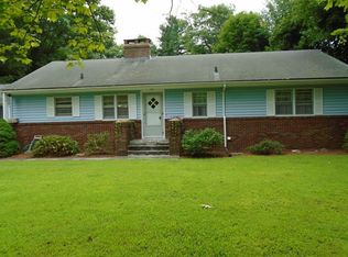 227 Pleasant St, Paxton, MA 01612