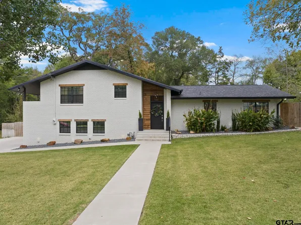 112 Bluebird St, Mount Pleasant, TX 75455