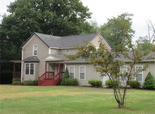 6843 Lake Shore Rd, Derby, NY 14047