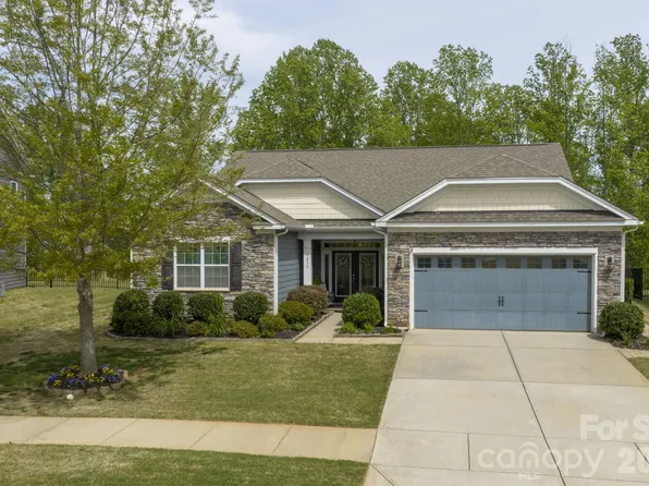 3036 Bridgewater St, Lancaster, SC 29720