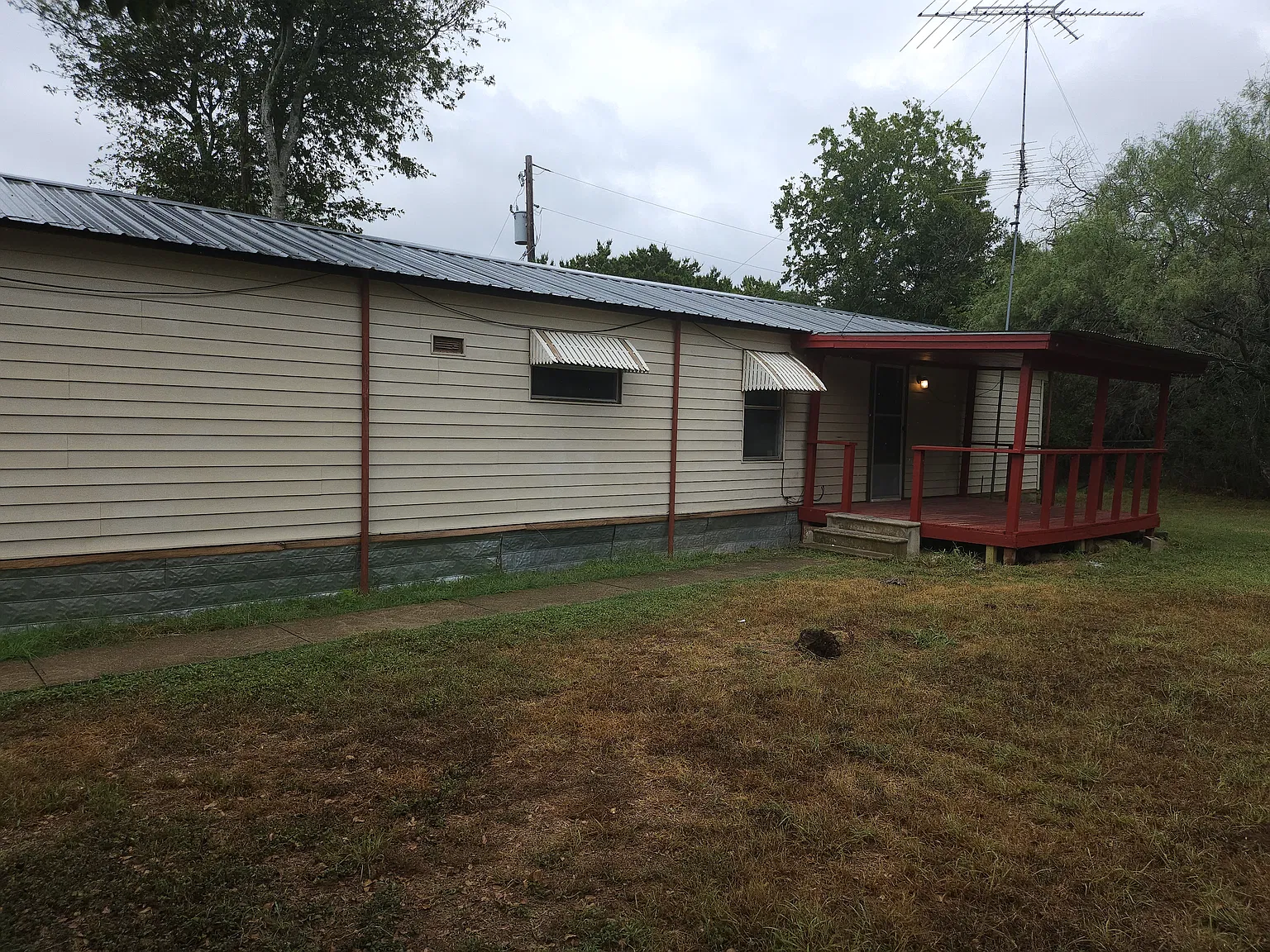 2 bed, 1200 sqft, $1,200 — Photo 4