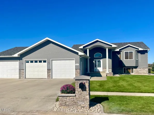 307 23rd Ave NW, Watertown, SD 57201