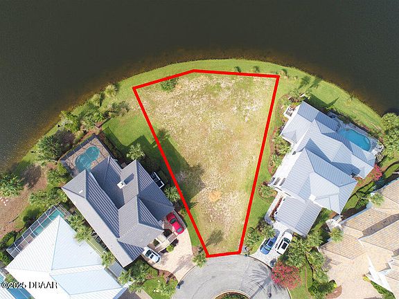 3rd image of 556 Cinnamon Beach Ln