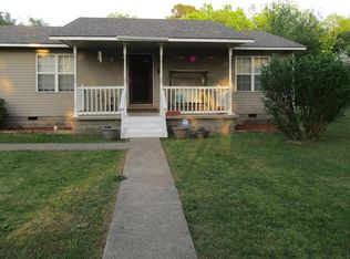 204 N Ash Ave, Tahlequah, OK 74464