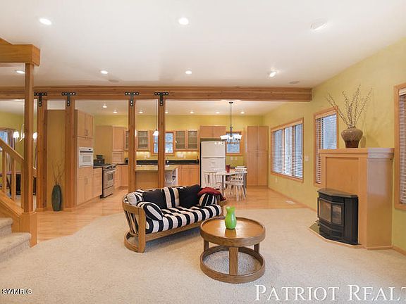 5th image of 8522 S Pinepoint Dr