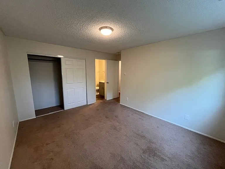 7501 6th Ave NW — Photo 8