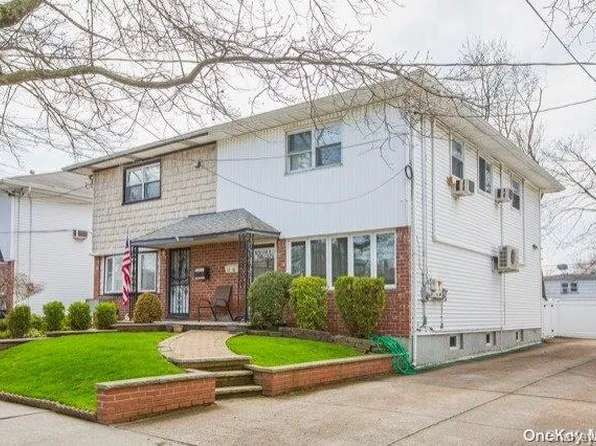 57-30 Little Neck Parkway, Little Neck, NY 11362