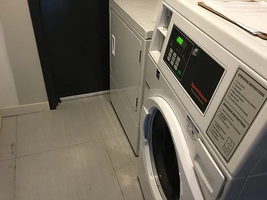 Rented by Evergreen Apartments BK | media 7