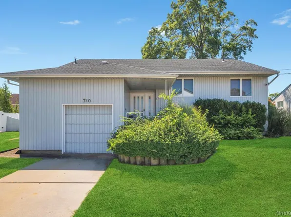 710 Fishermans Road, Baldwin, NY 11510