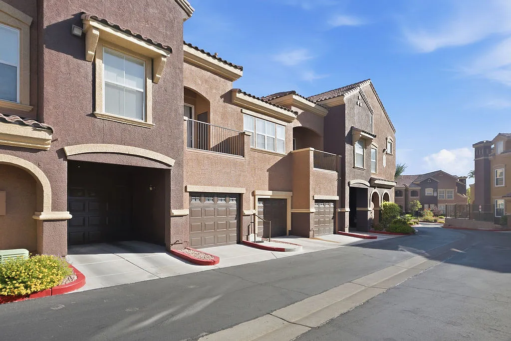 Hualapai Way # 284 - 1 — Photo 1