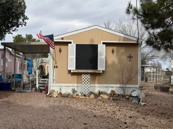 850 S State Route 69 Trailer 28, Dewey, AZ 86327